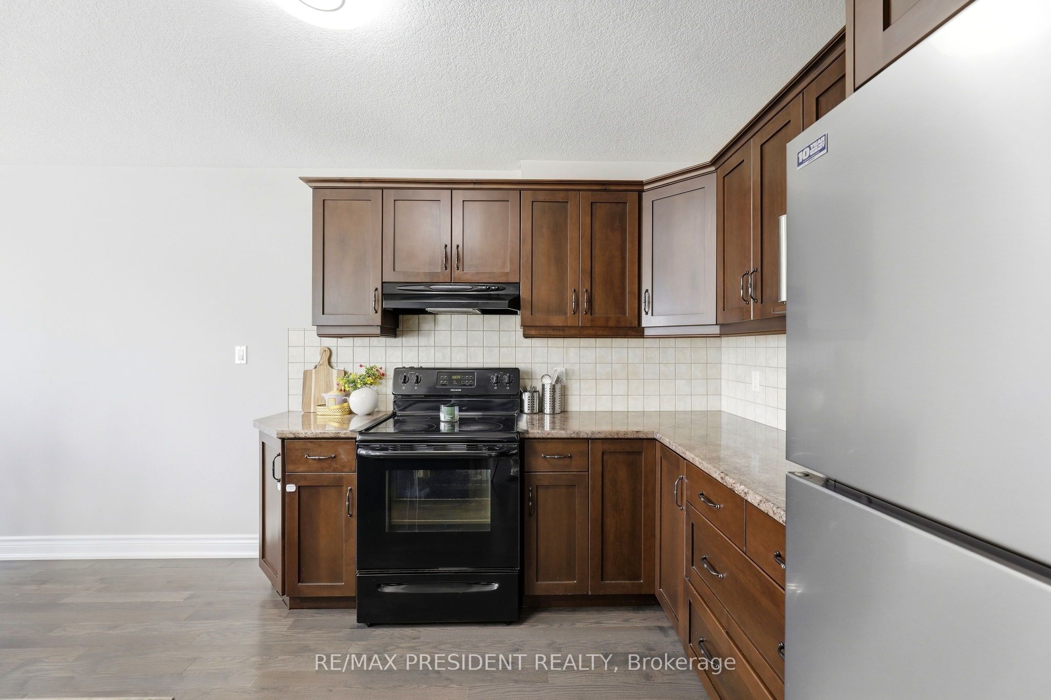 15 Harvest Court Property Photo 16