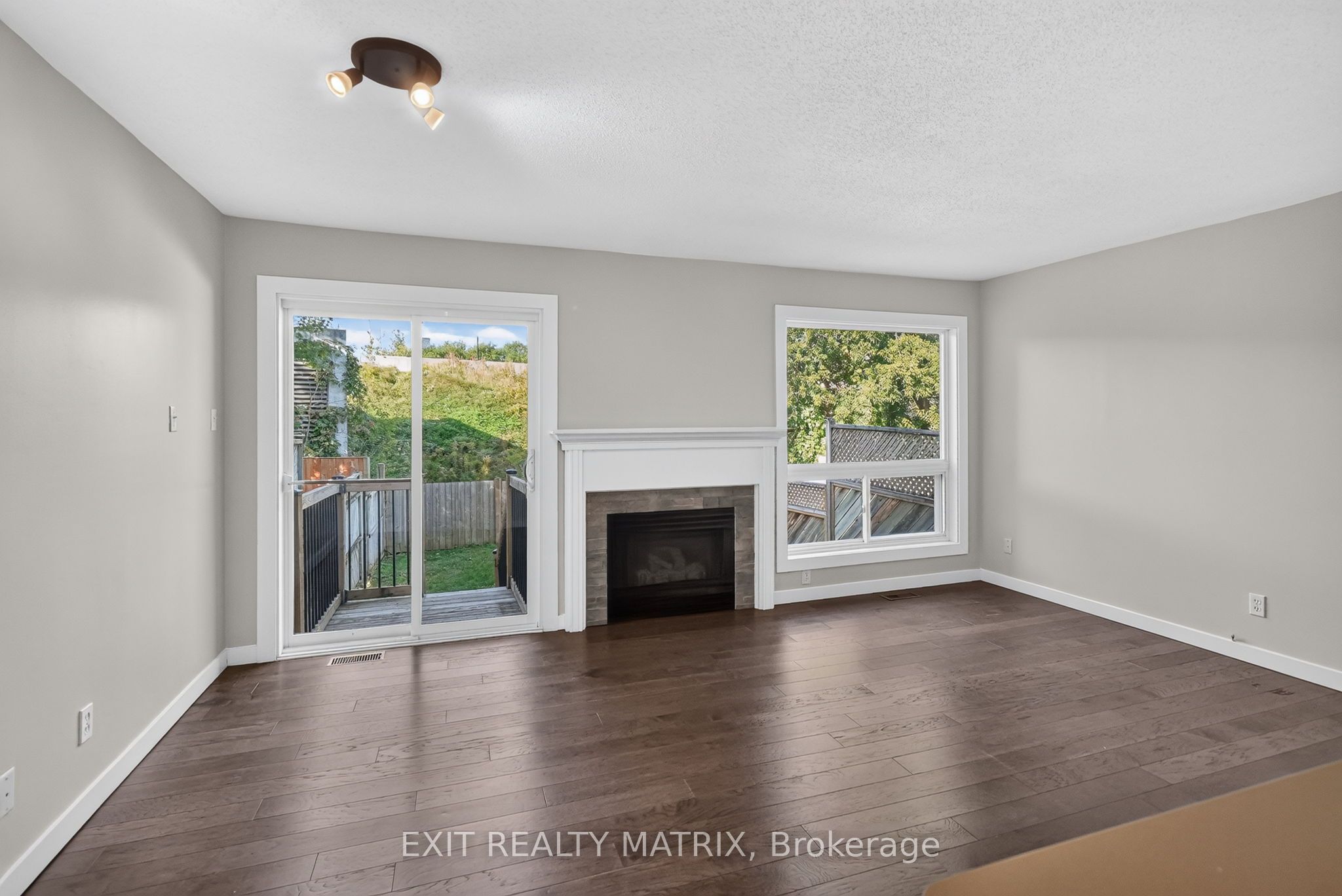2043 Avenue O Property Photo 8