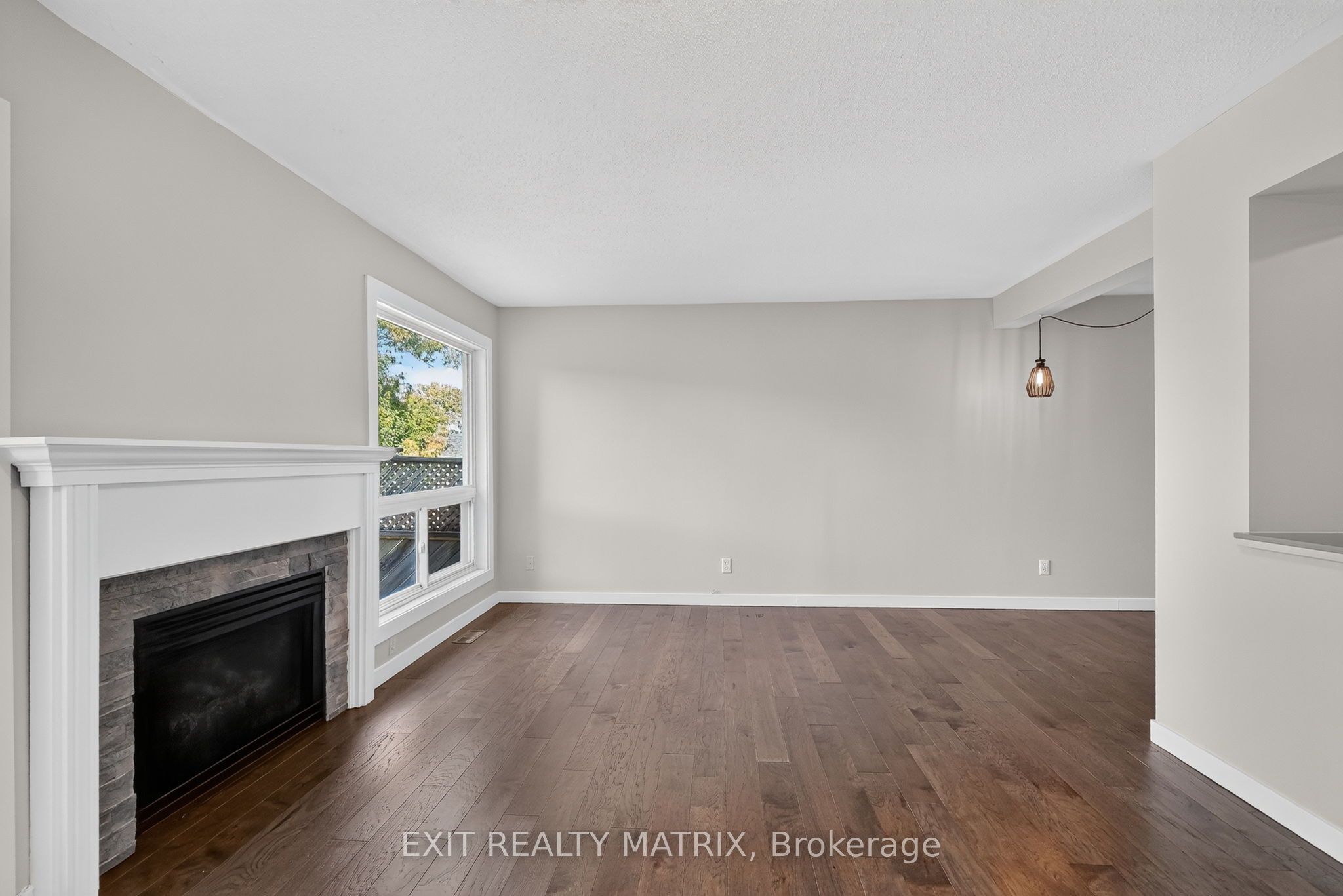2043 Avenue O Property Photo 10