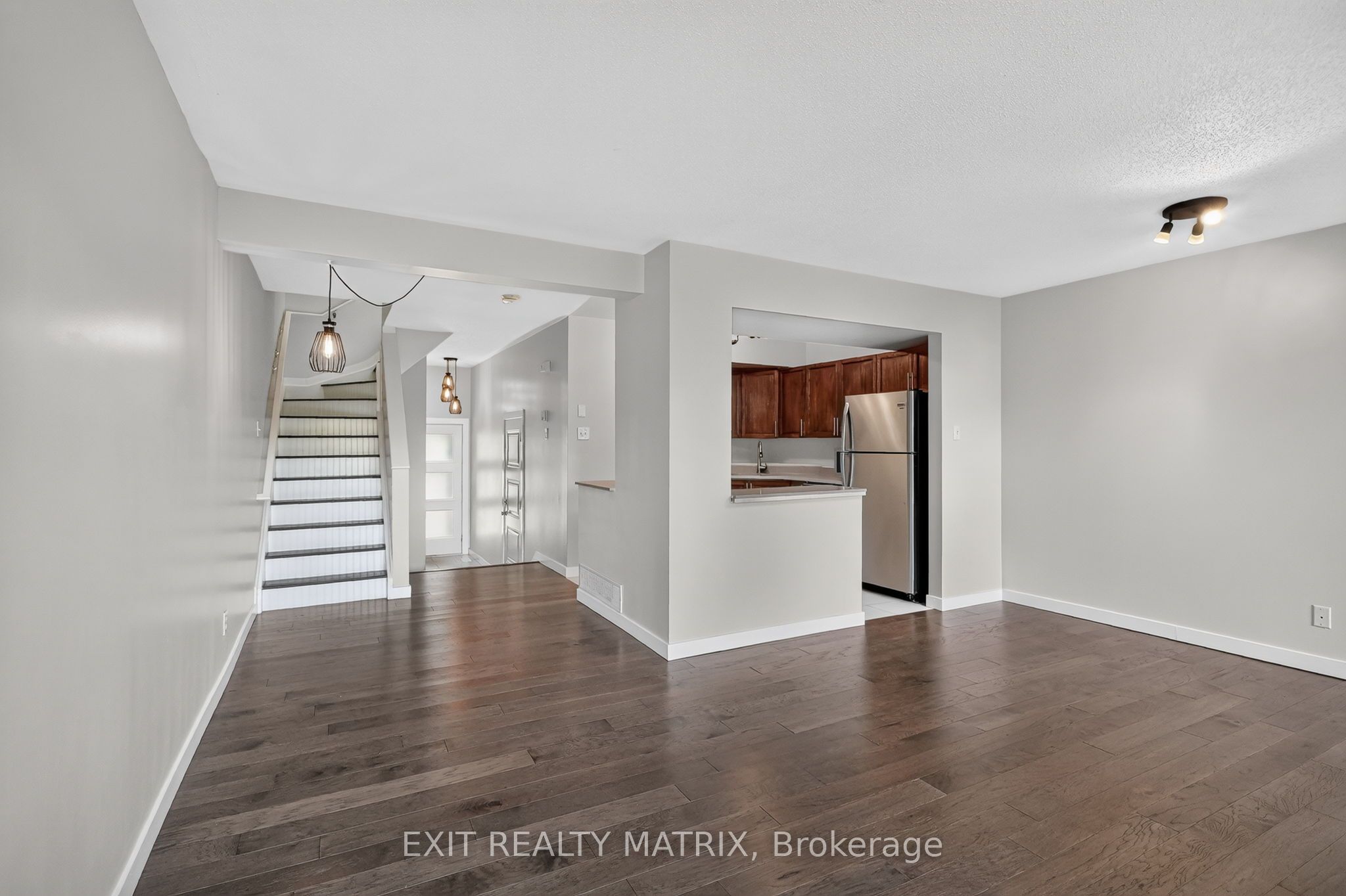 2043 Avenue O Property Photo 11