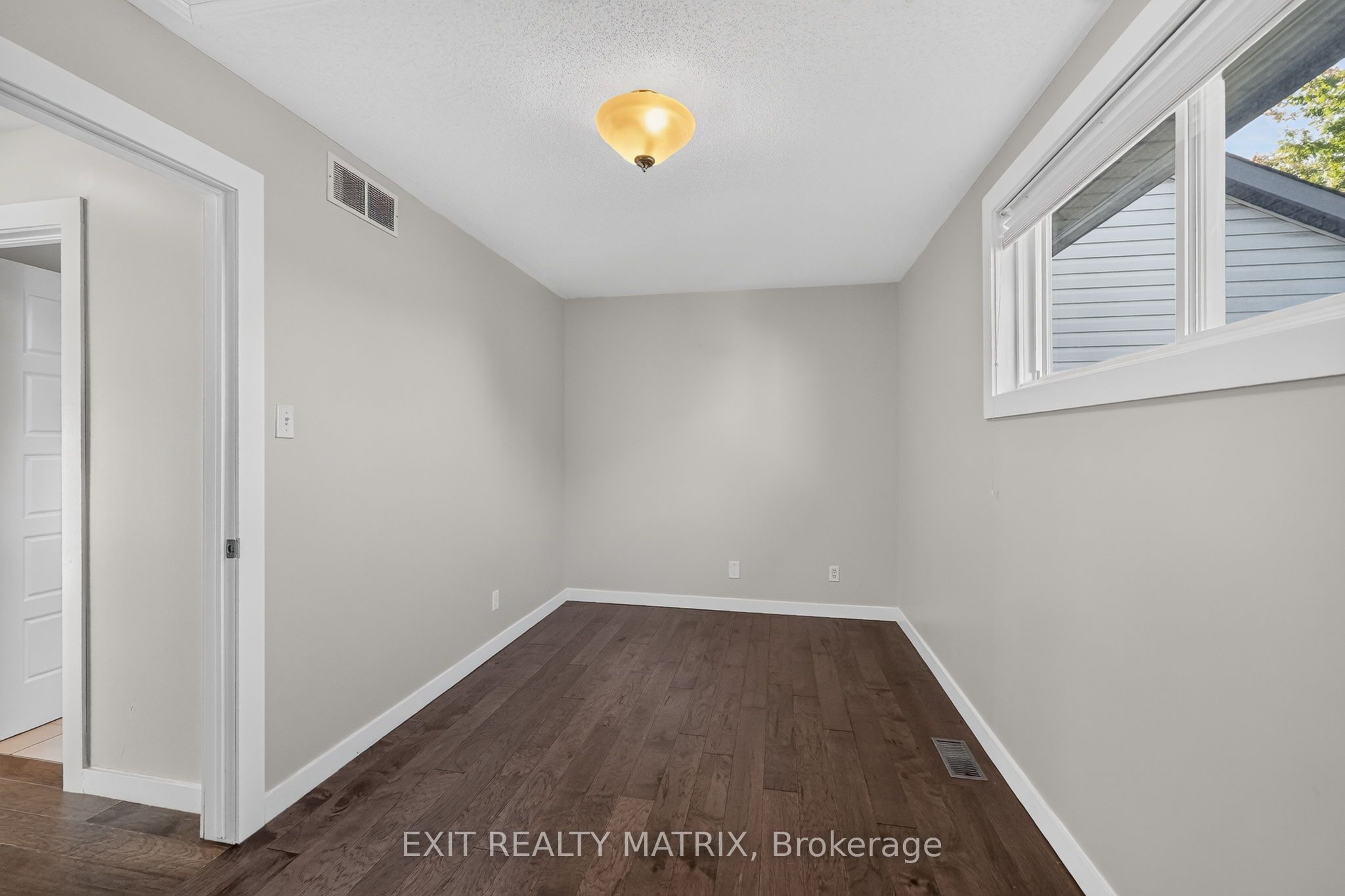 2043 Avenue O Property Photo 25