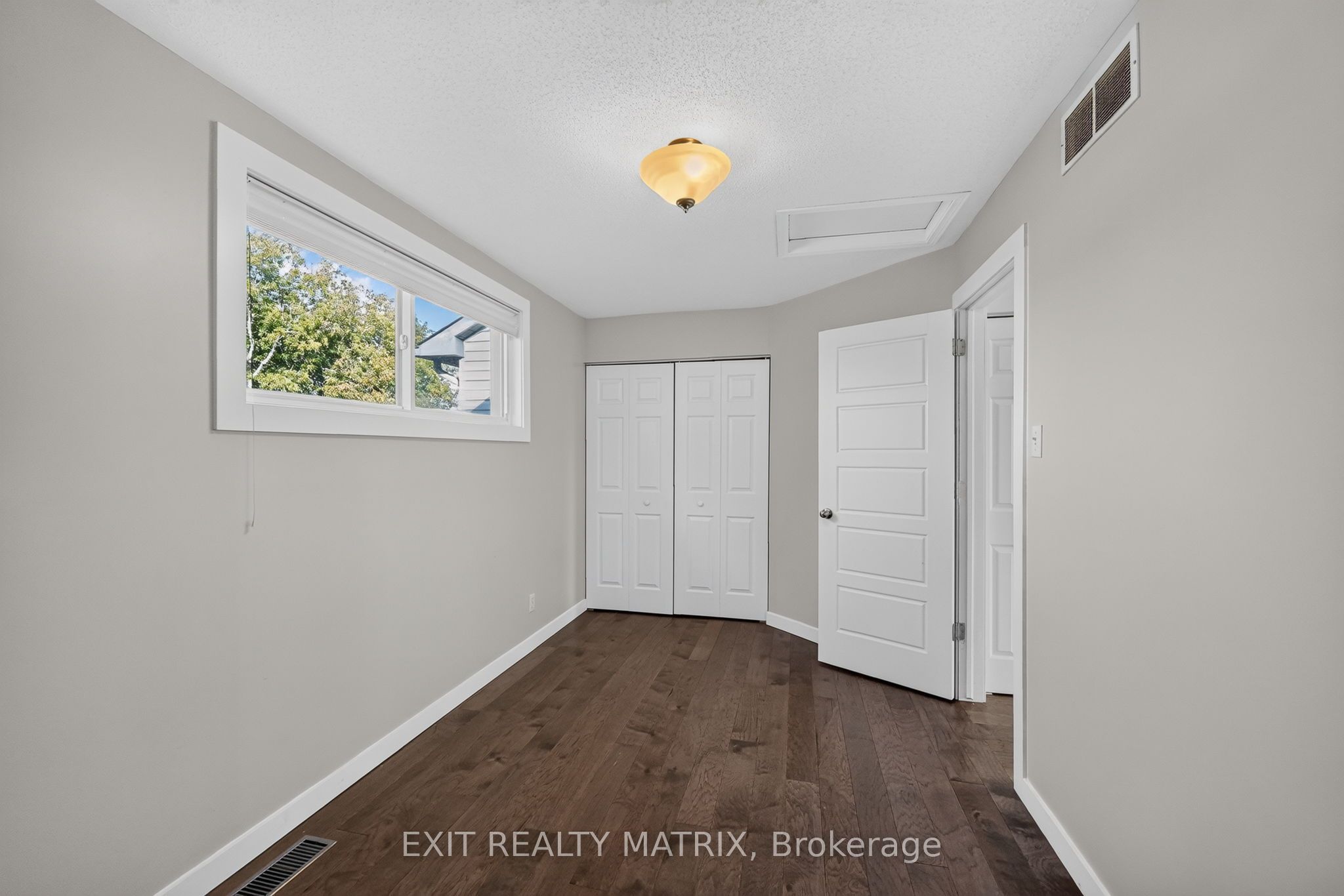 2043 Avenue O Property Photo 26