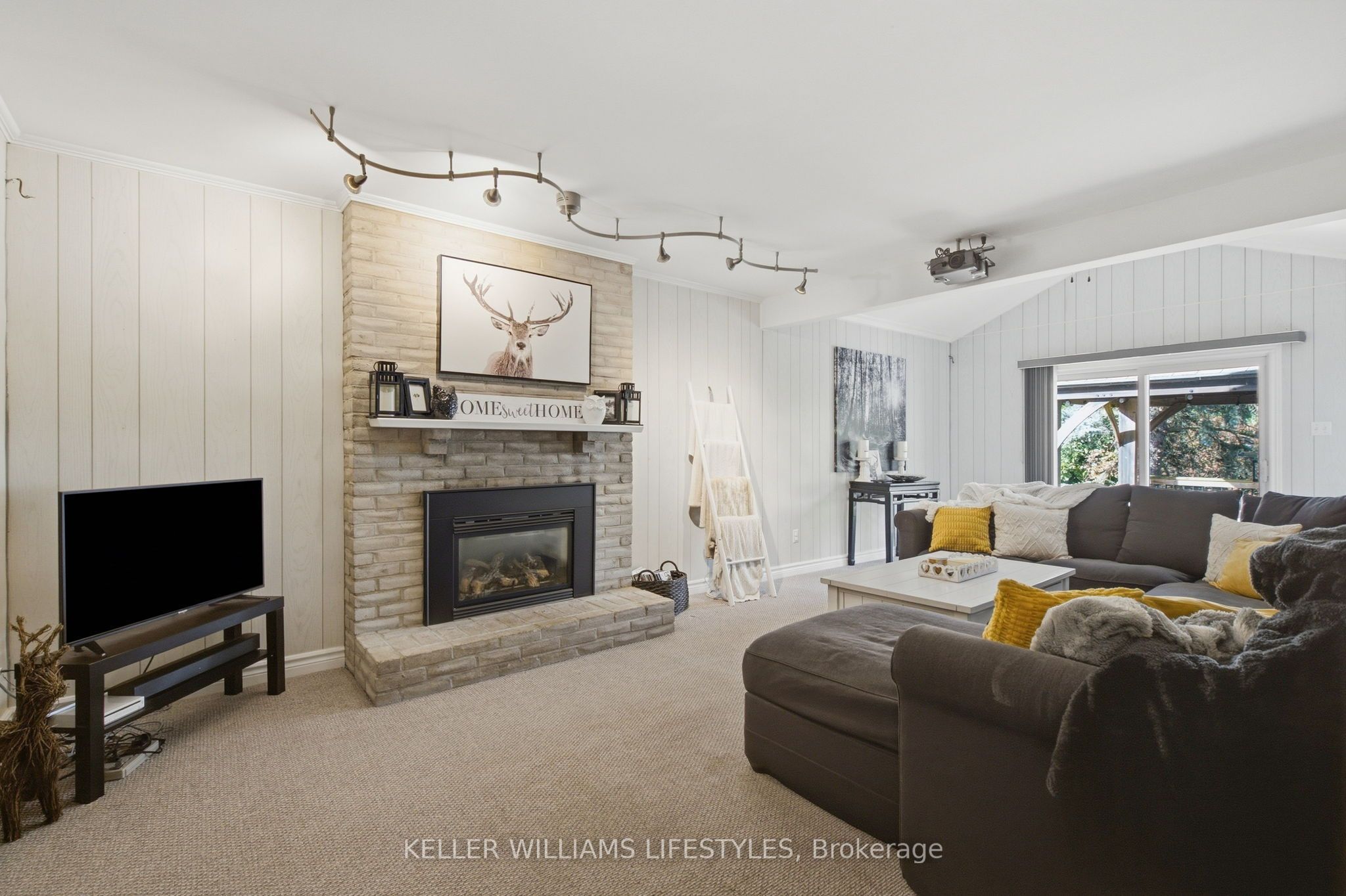 151 Brixham Crescent Property Photo 8