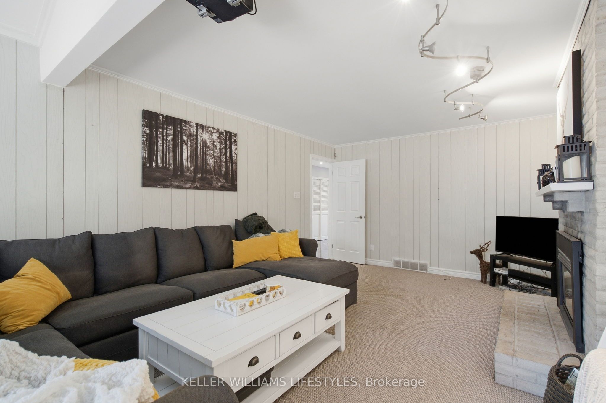 151 Brixham Crescent Property Photo 10