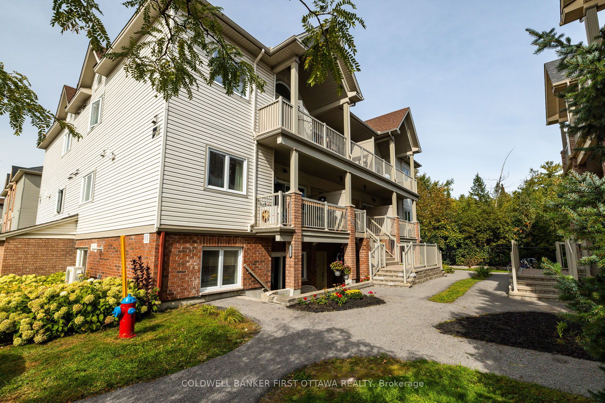 1113 Stittsville Main Street C Property Photo 1