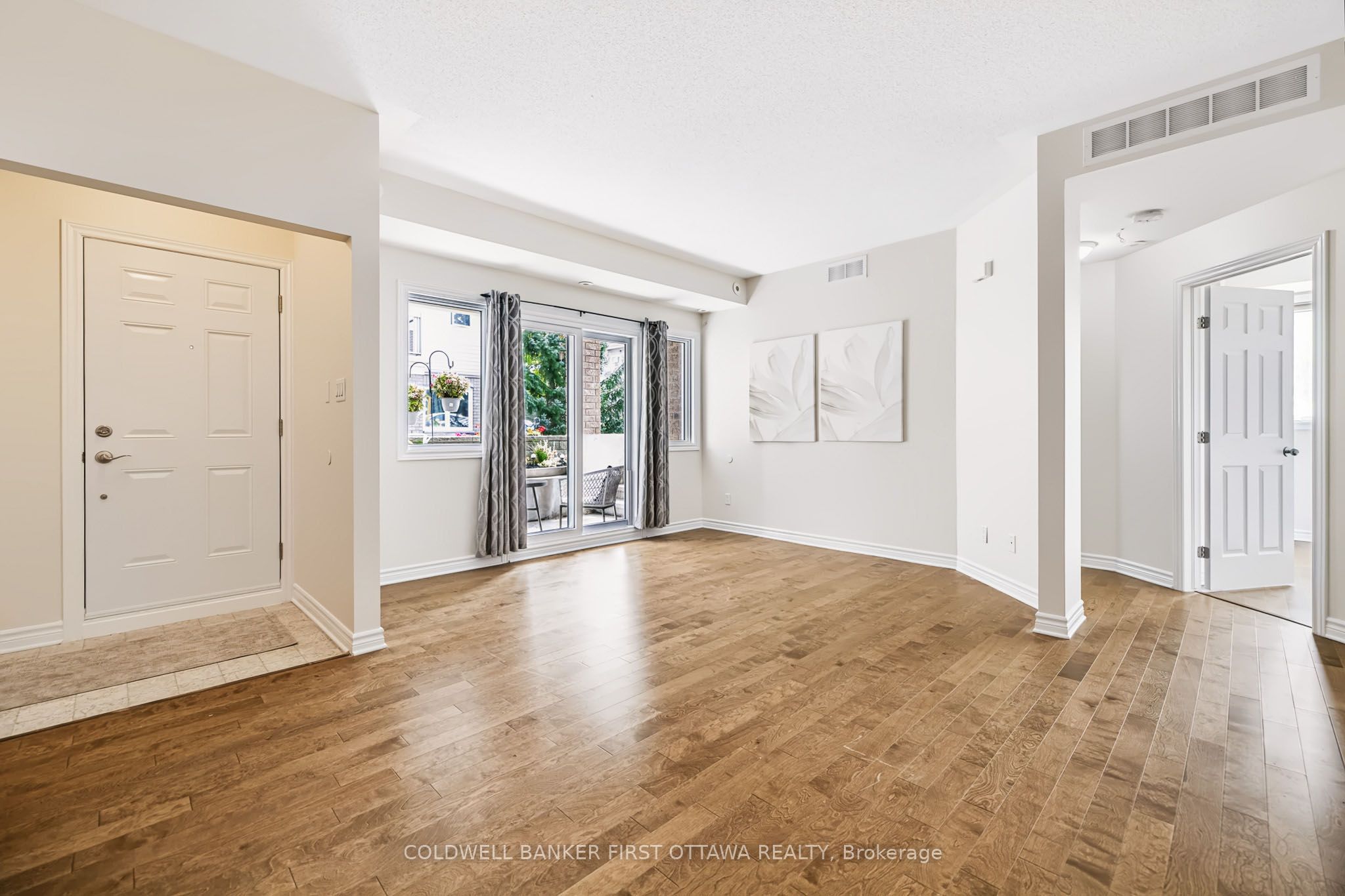 1113 Stittsville Main Street C Property Photo 10