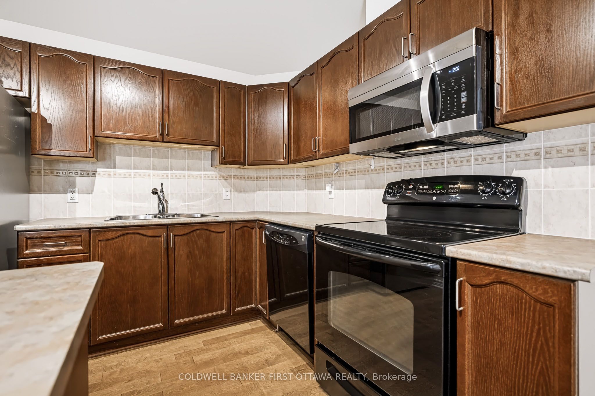 1113 Stittsville Main Street C Property Photo 17