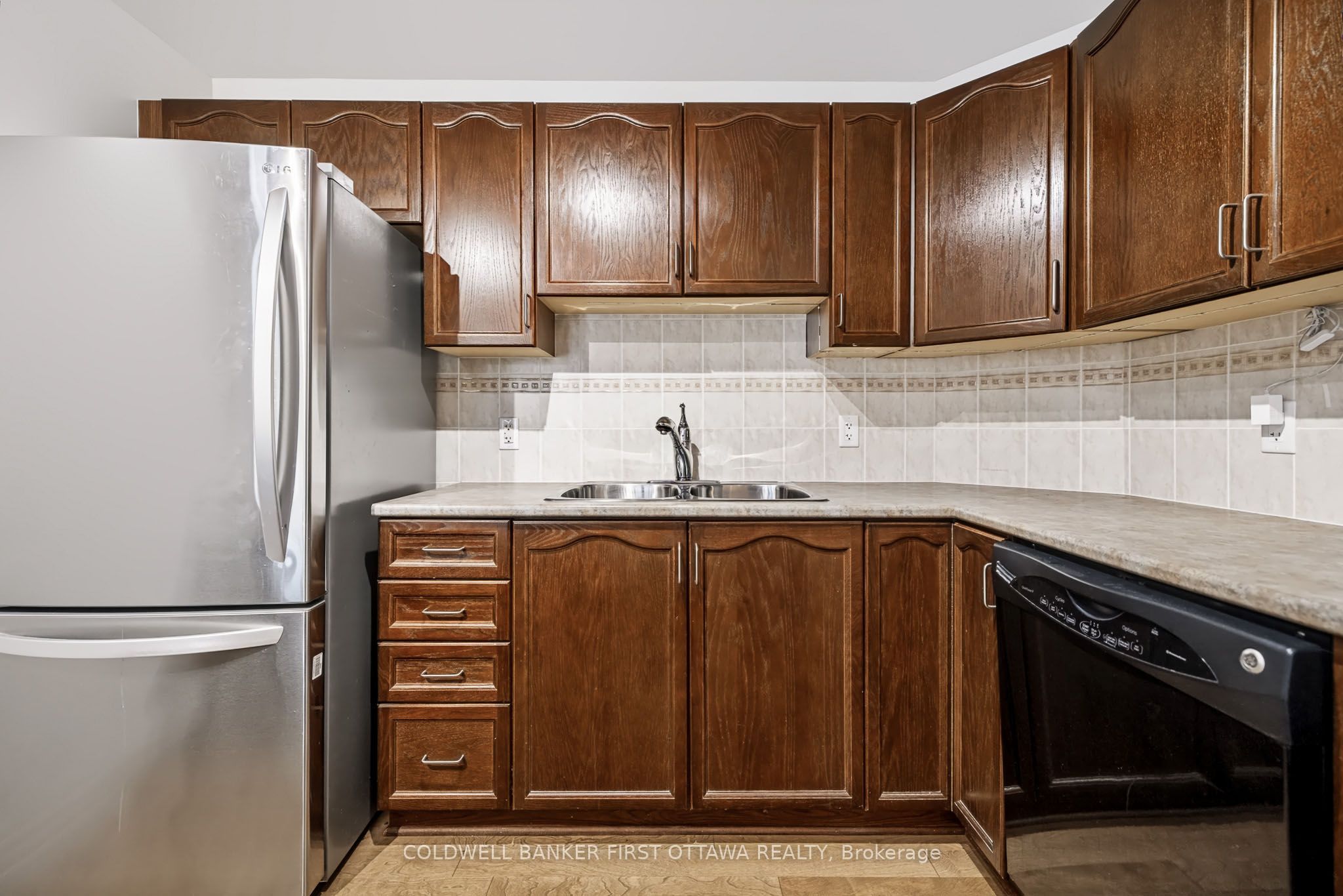 1113 Stittsville Main Street C Property Photo 19