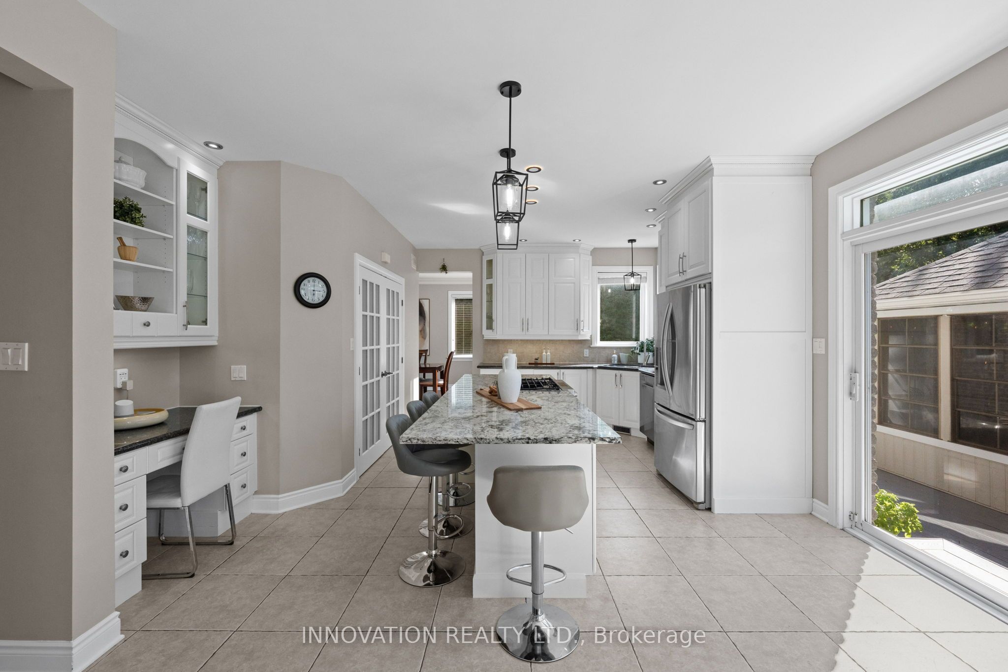 6646 Old Forest Drive Property Photo 12