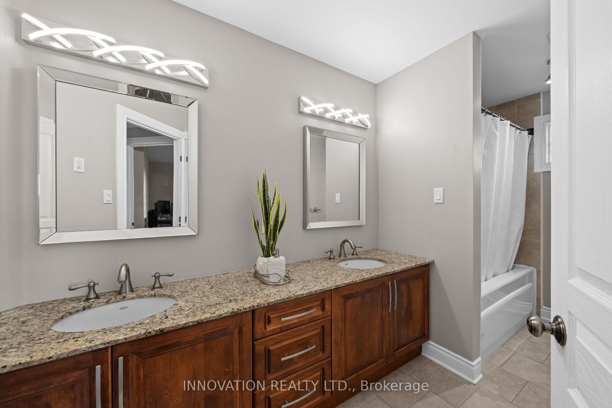 6646 Old Forest Drive Property Photo 33