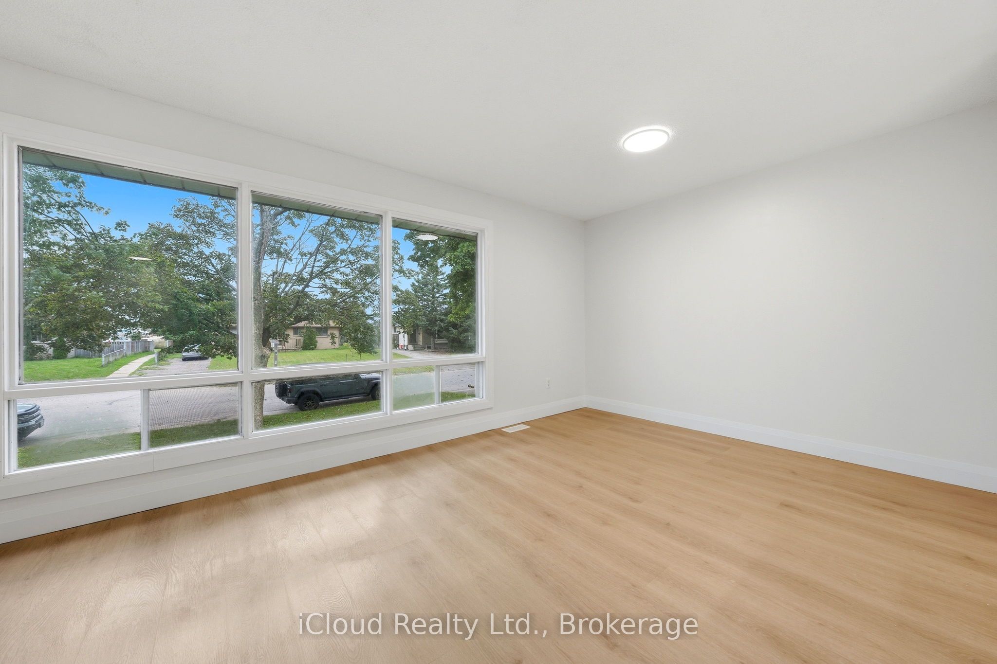 3 Manley Crescent Property Photo 8