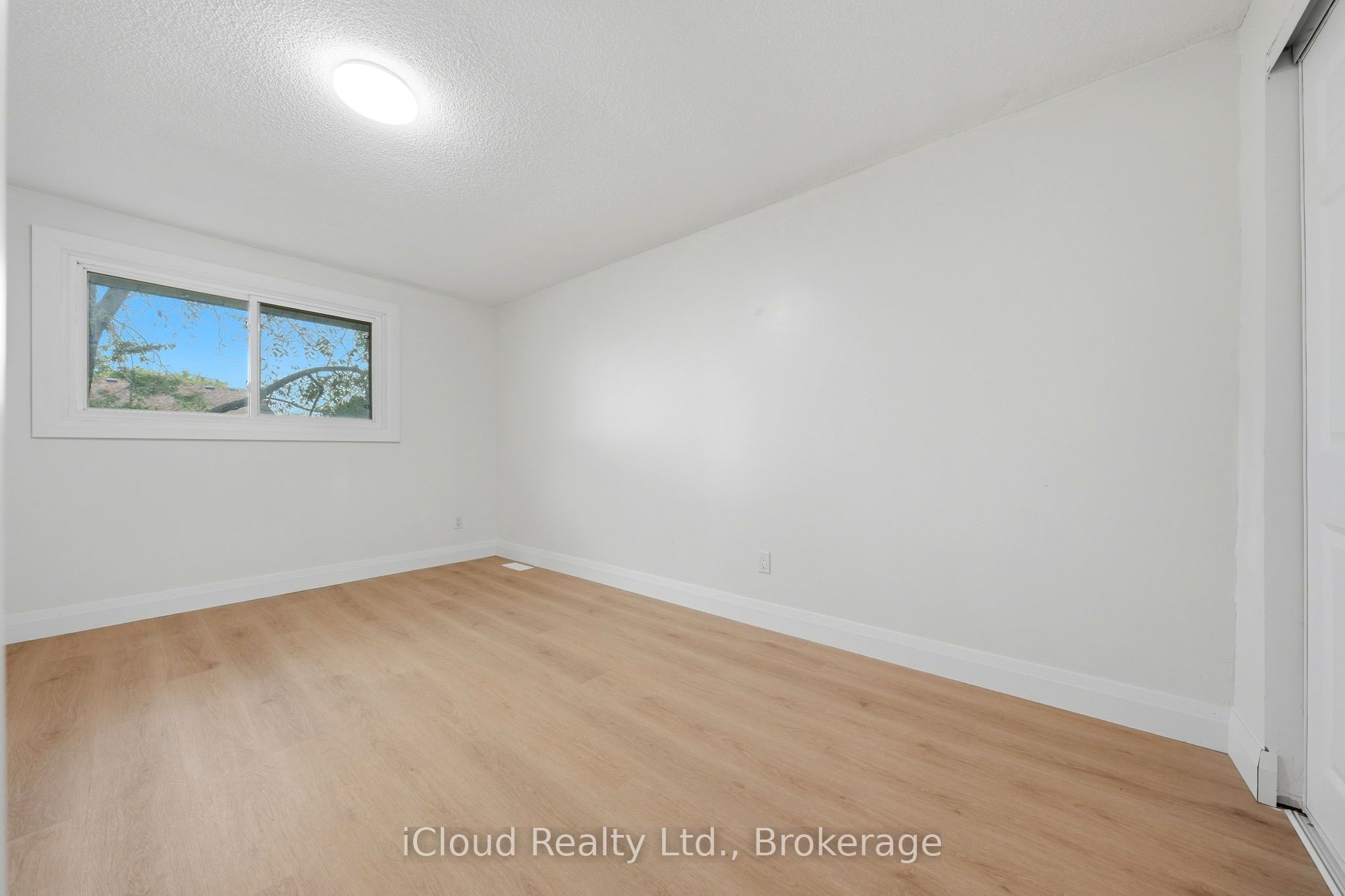 3 Manley Crescent Property Photo 16