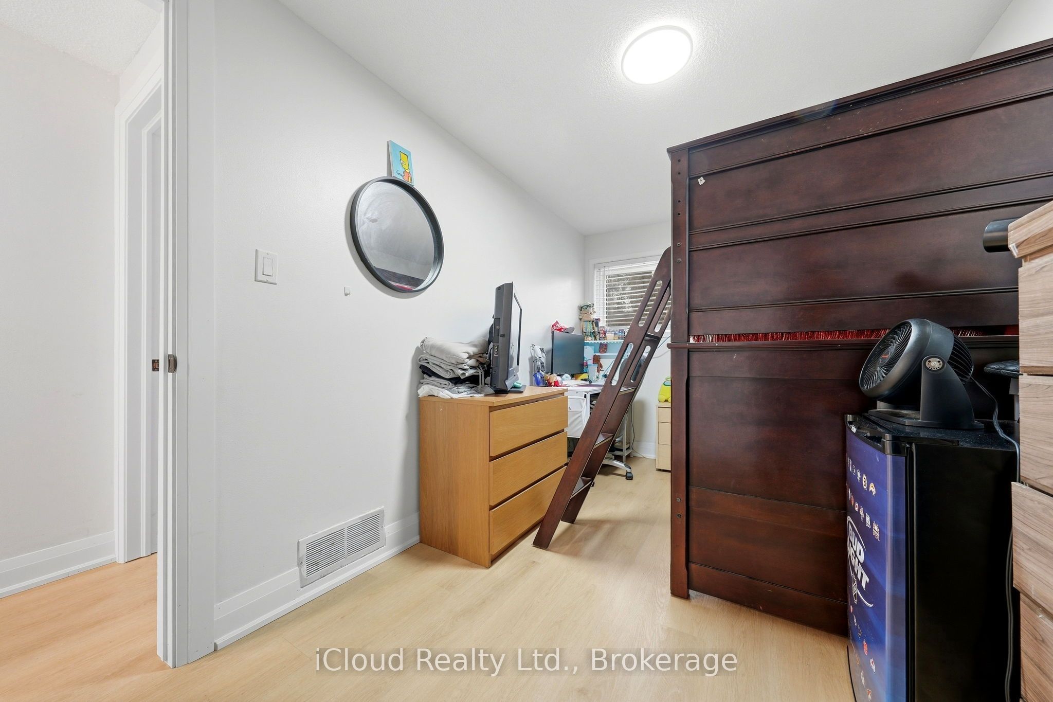 3 Manley Crescent Property Photo 34