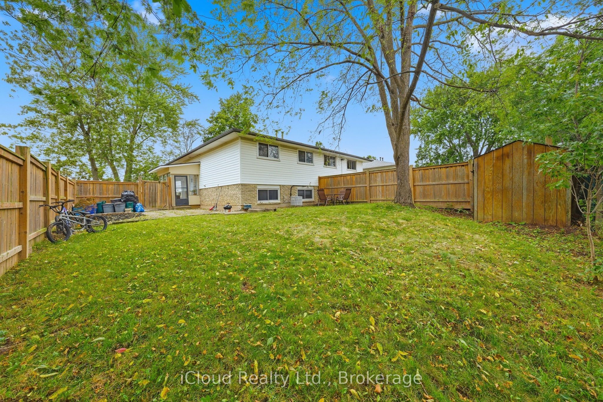 3 Manley Crescent Property Photo 36