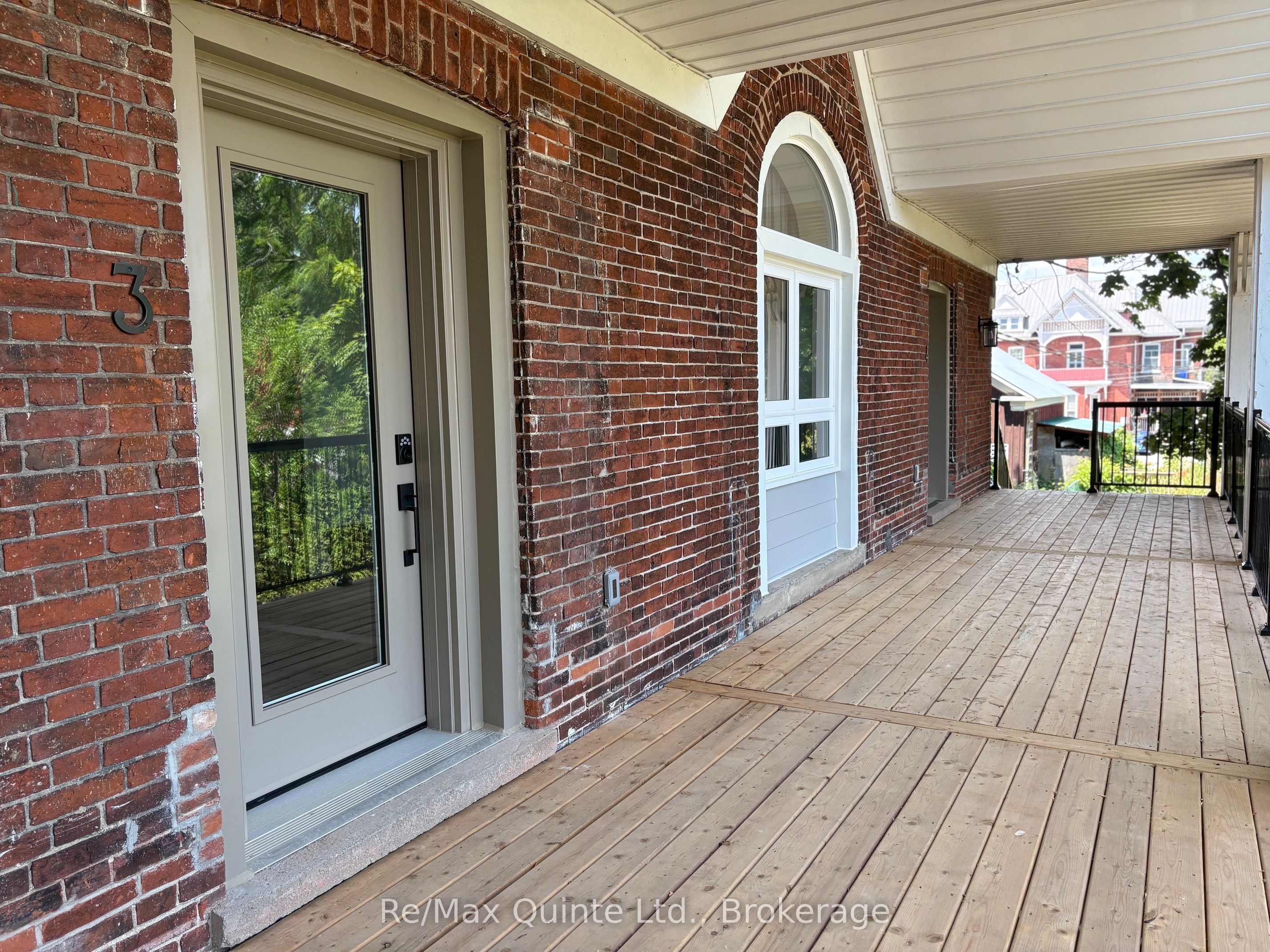 22 Mcgill Street 3 Property Photo 4
