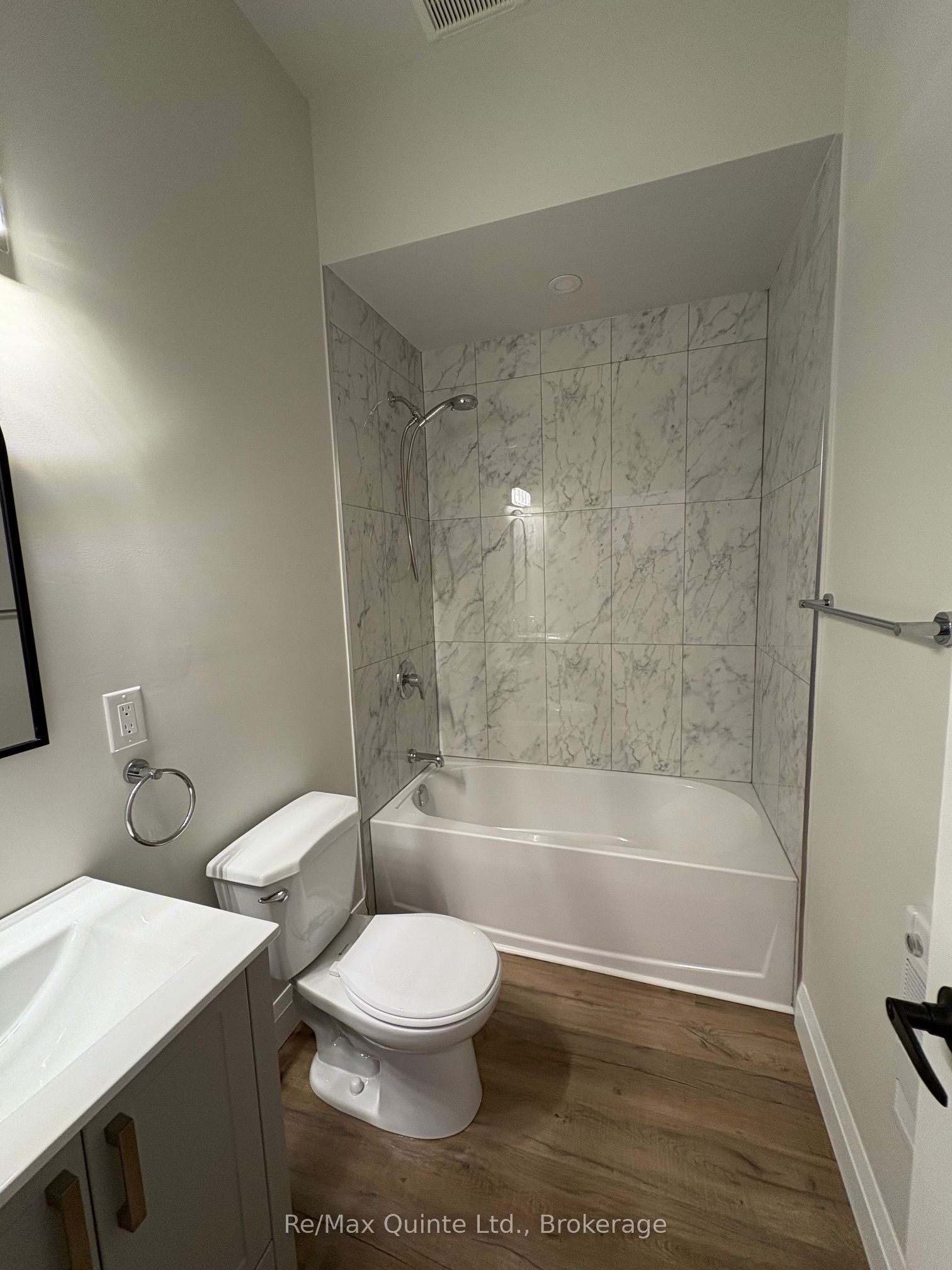 22 Mcgill Street 3 Property Photo 12
