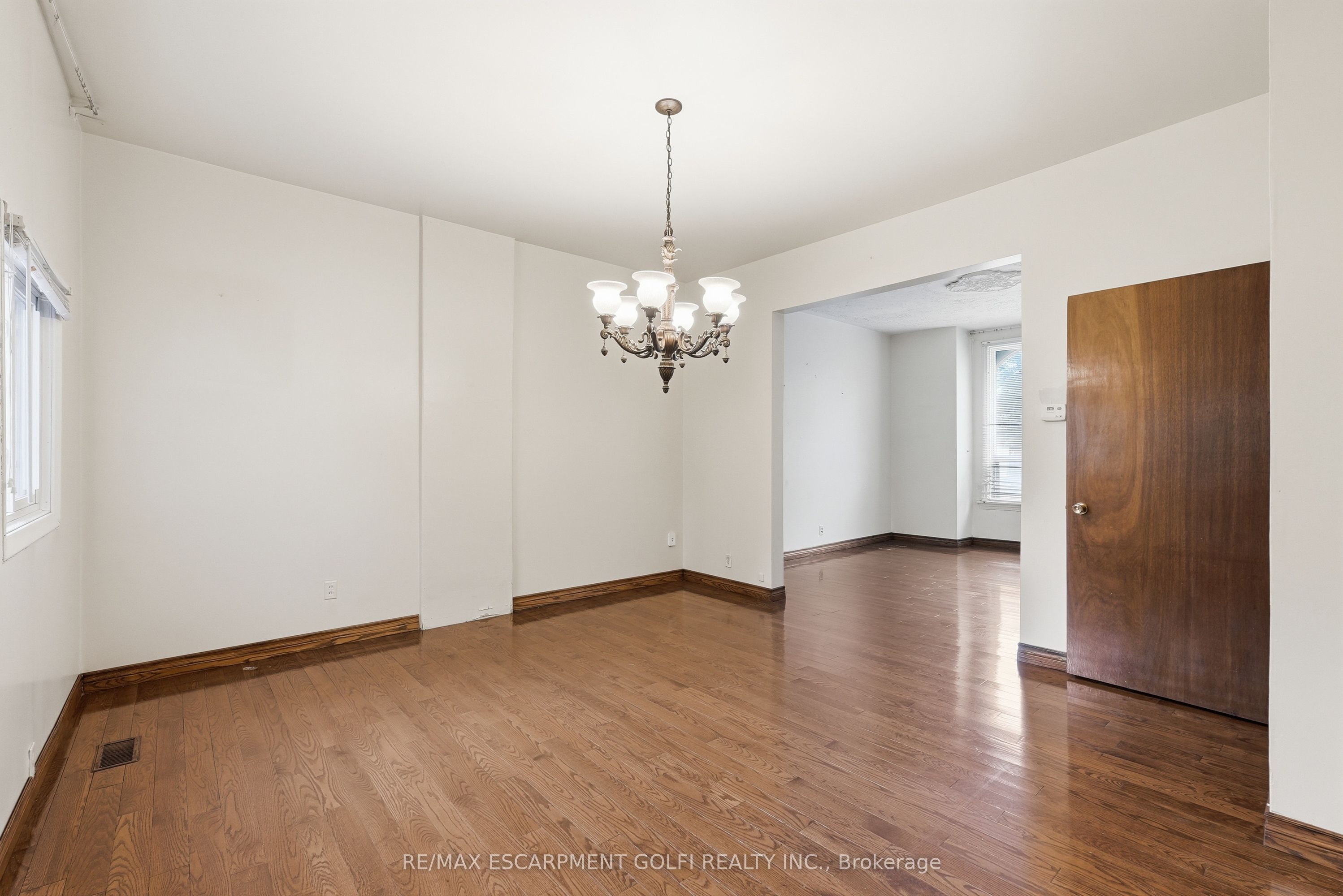 172 Market Street Property Photo 9