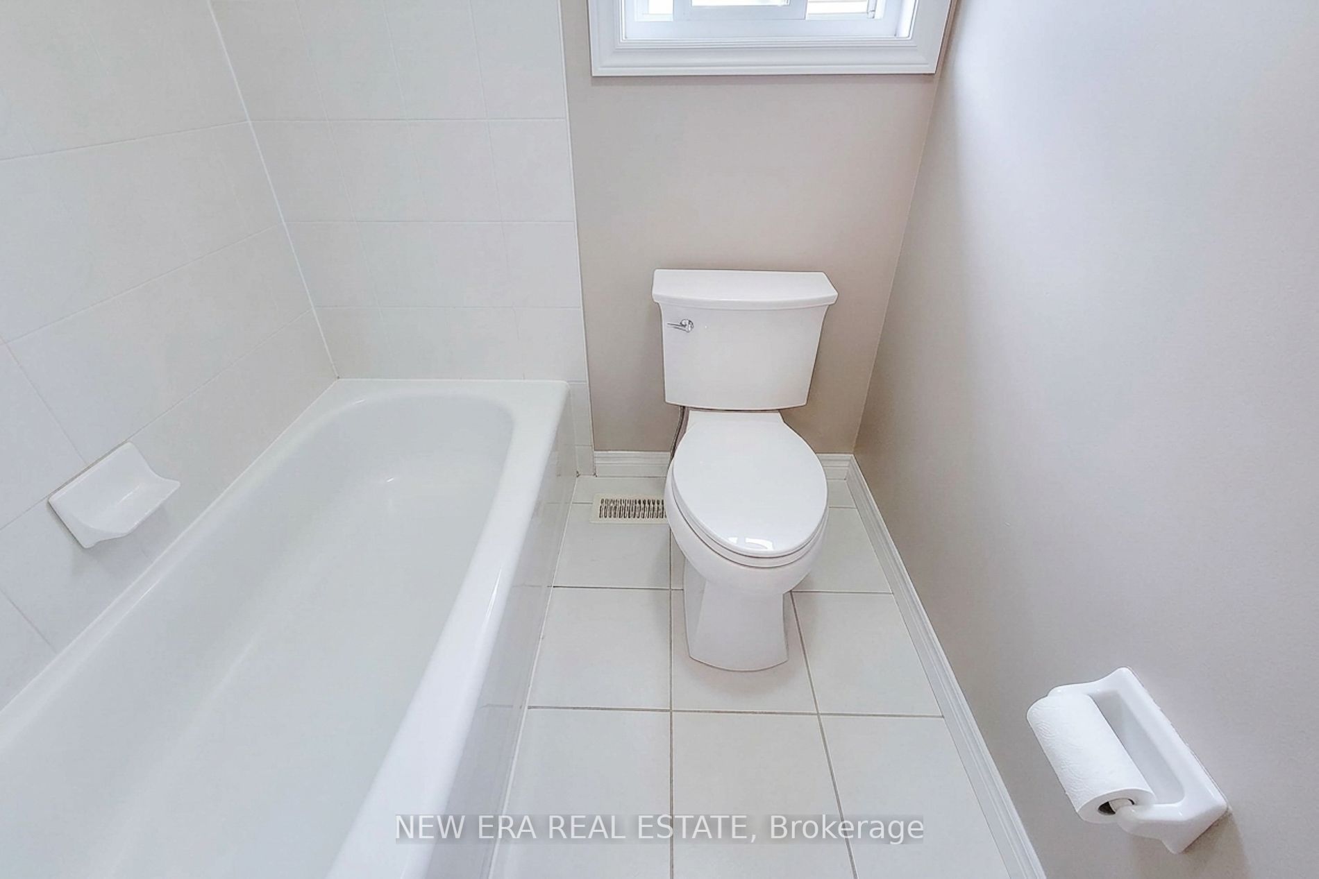 214 Cloverleaf Drive Property Photo 41