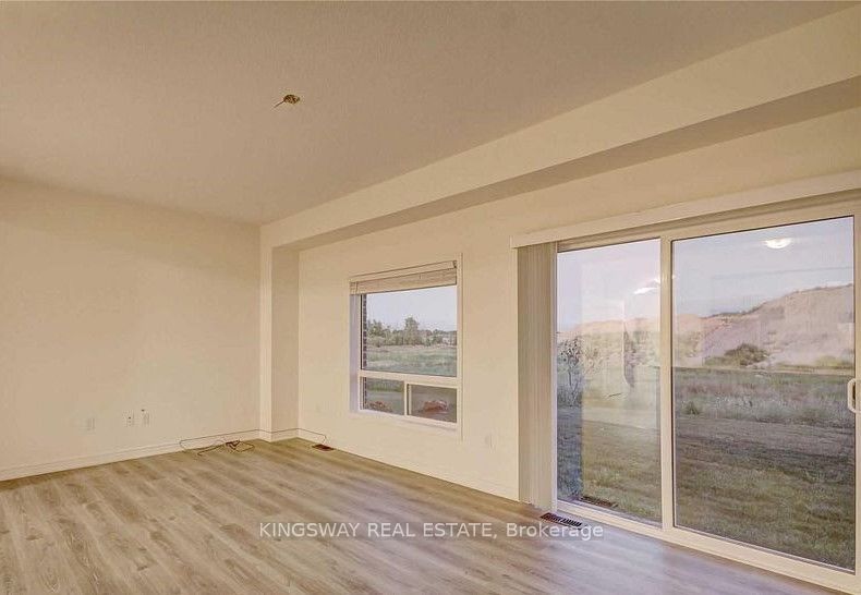 16 Bradbury Road W Property Photo 9