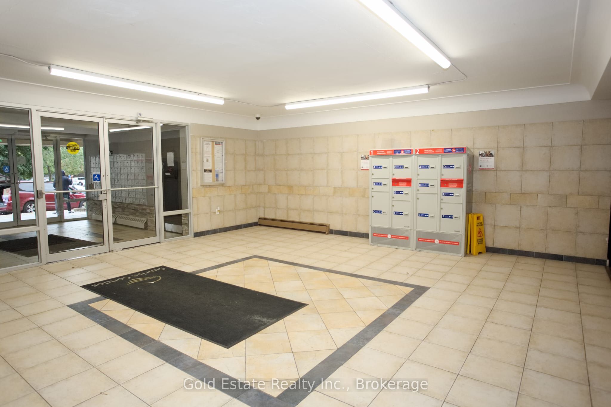 583 Mornington Avenue 604 Property Photo 4