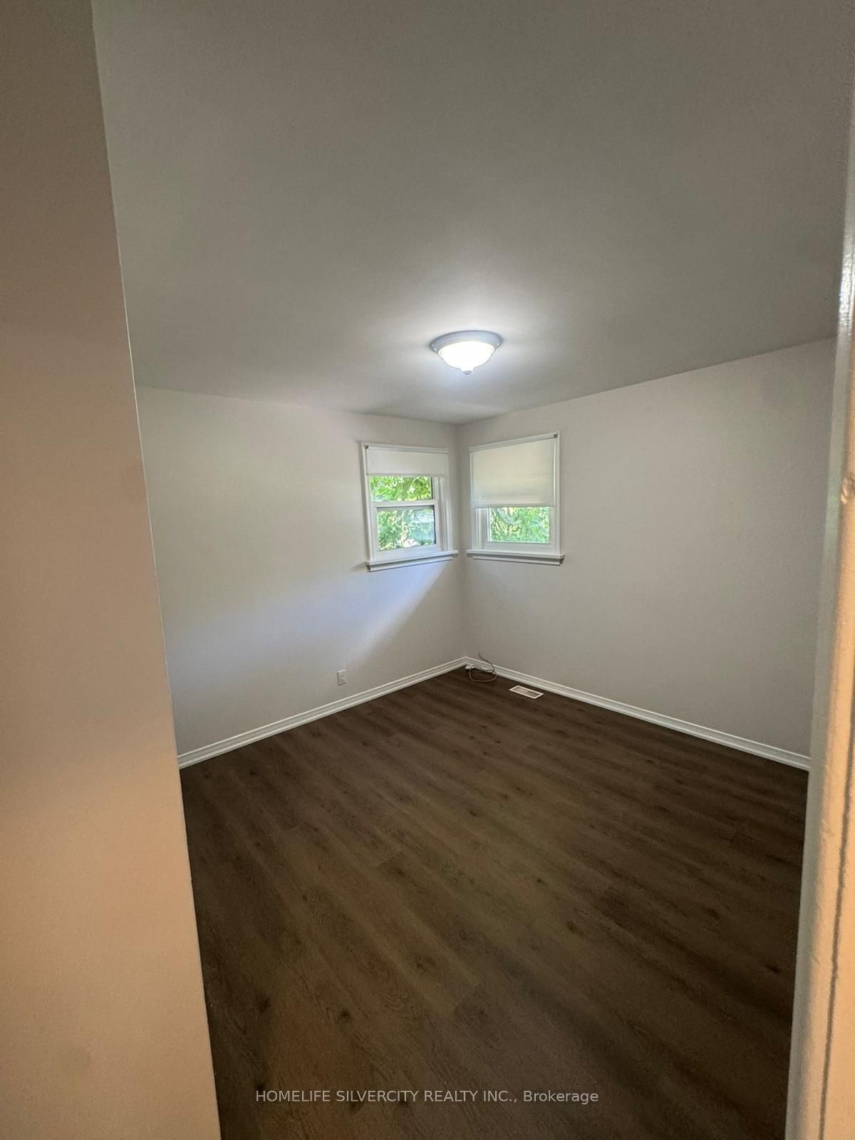 276 Sunview Street Property Photo 9