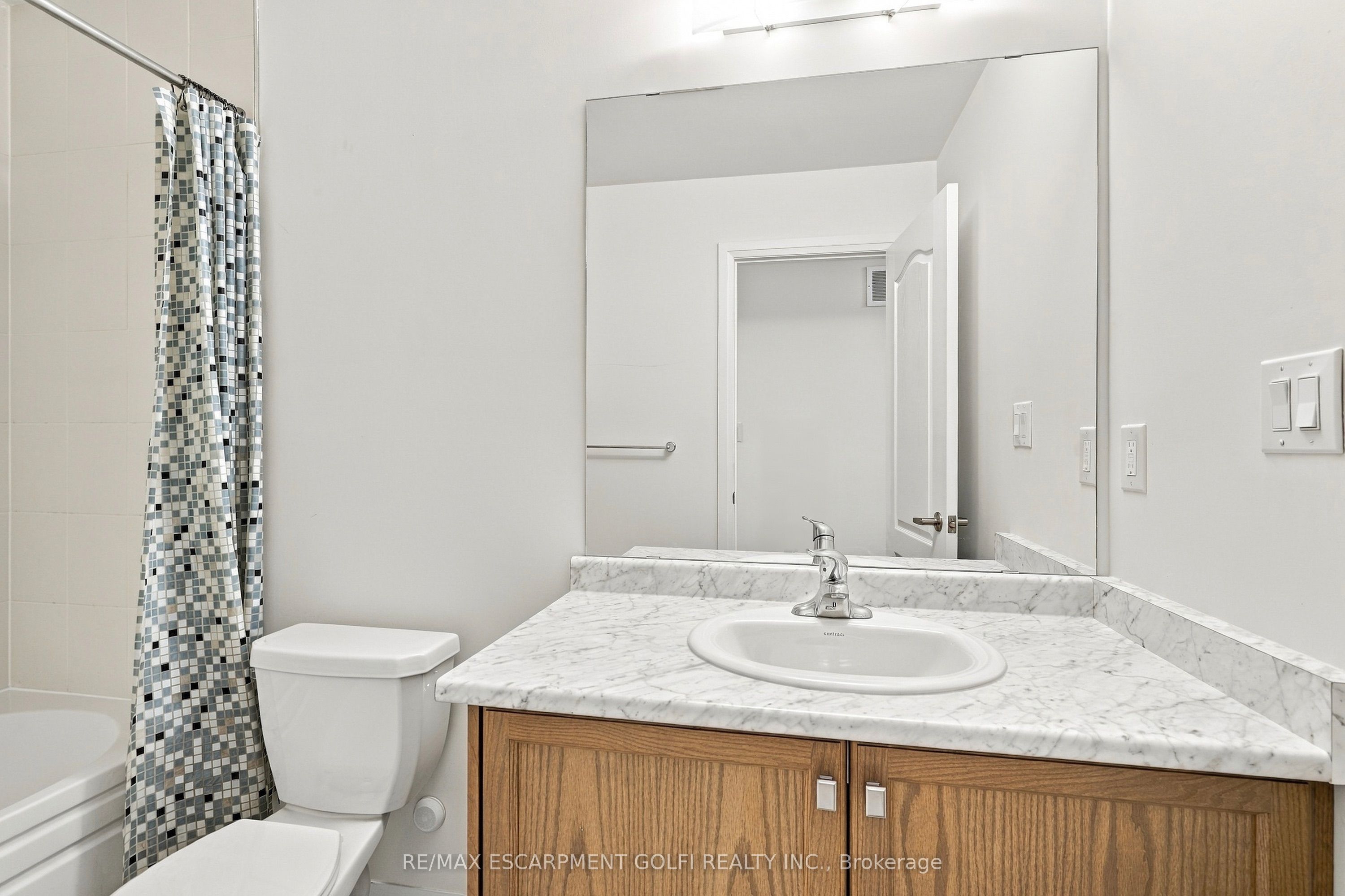 57 Norwich Crescent Property Photo 15