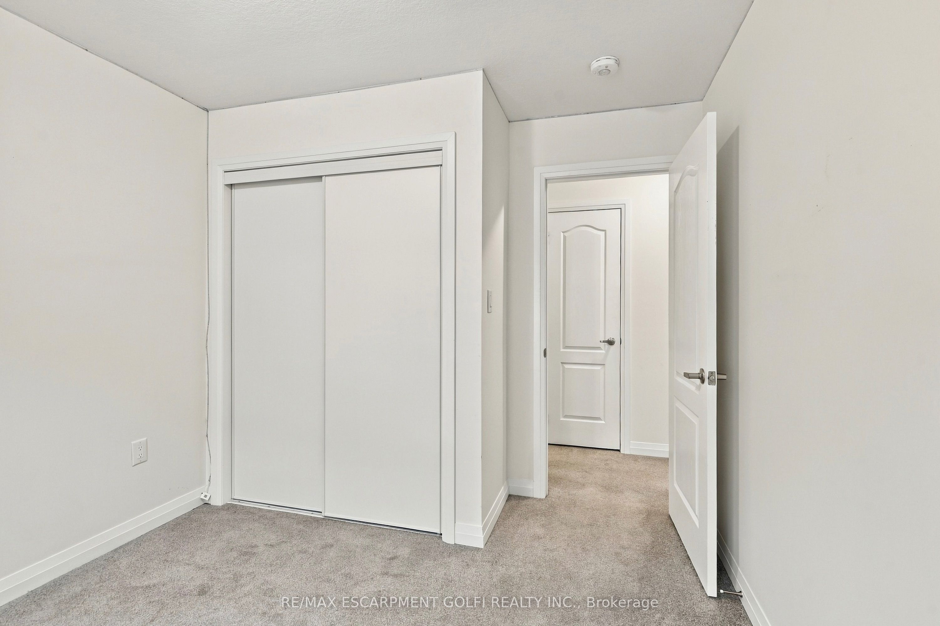 57 Norwich Crescent Property Photo 17