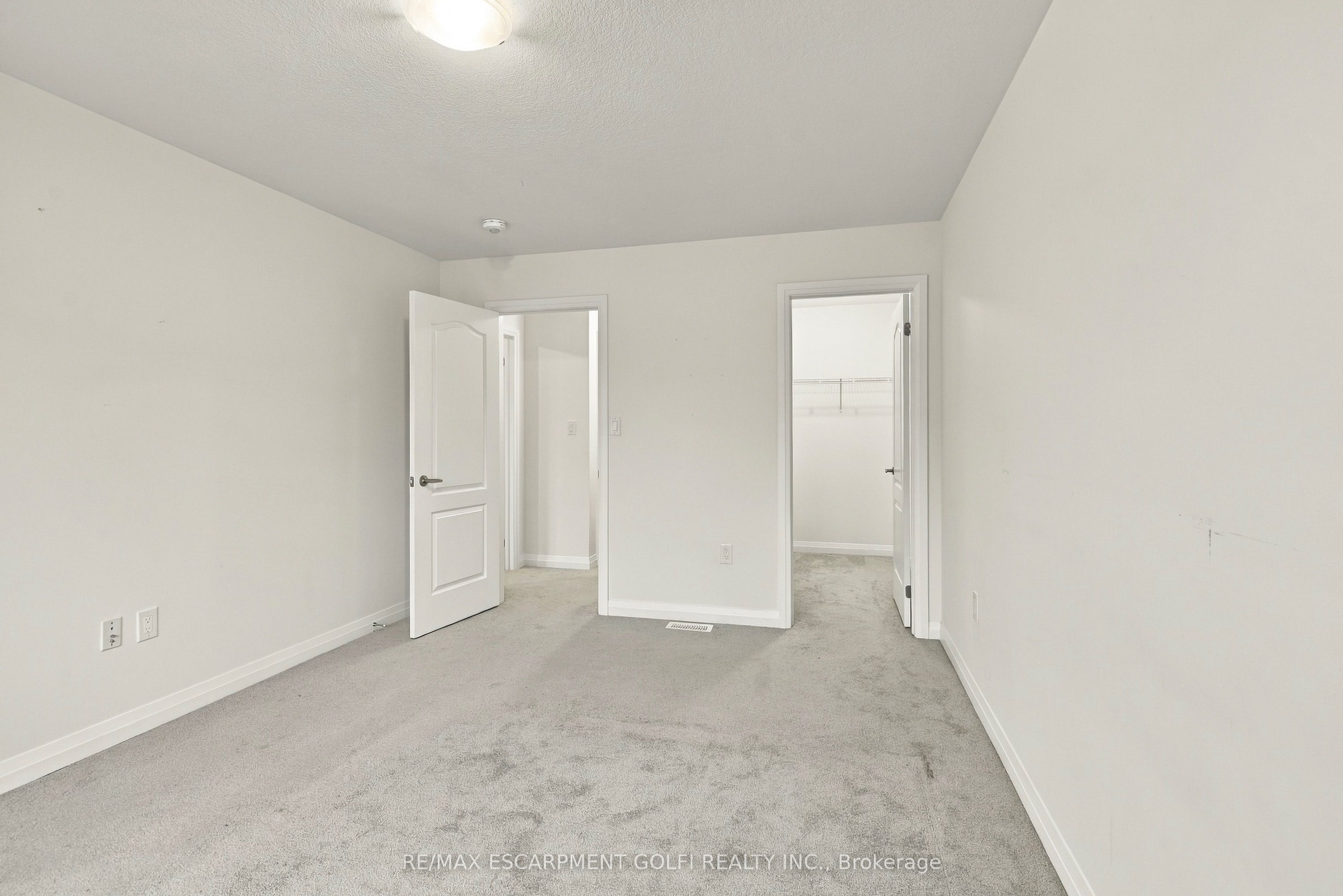 57 Norwich Crescent Property Photo 21