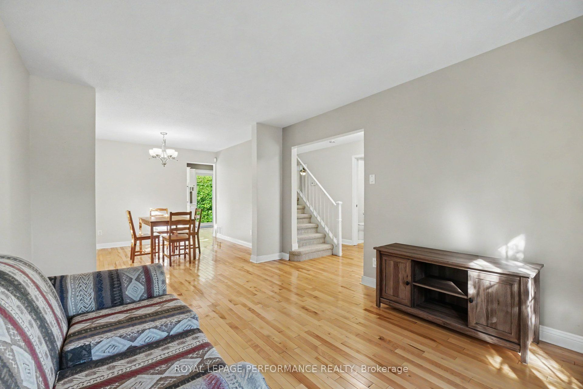 1466 Prestone Drive Property Photo 5