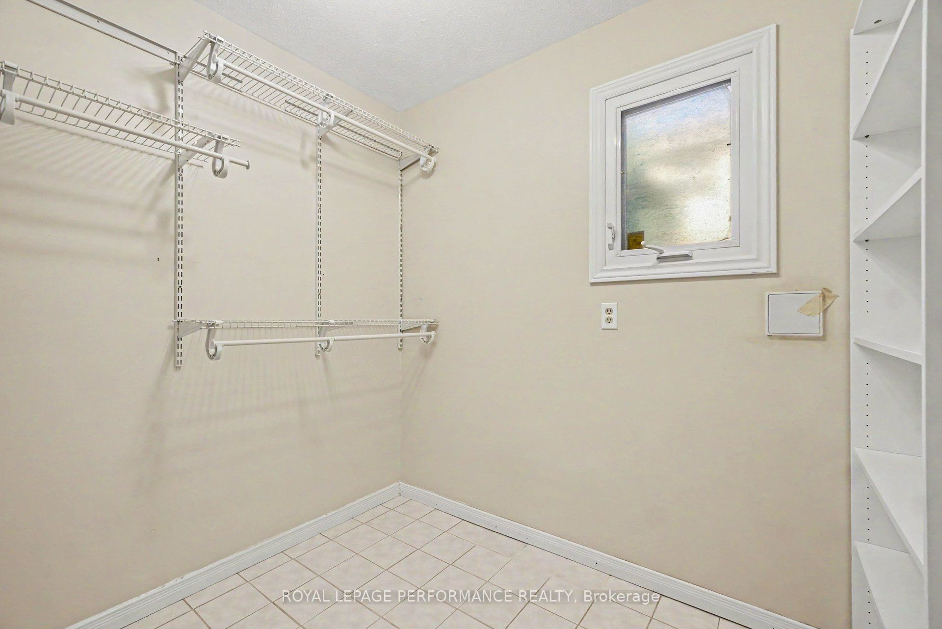 1466 Prestone Drive Property Photo 14