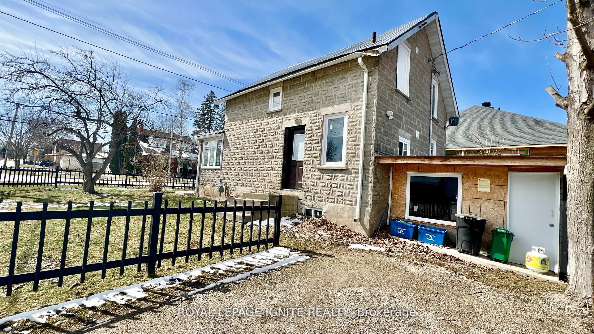 514 Frank Street Property Photo 29