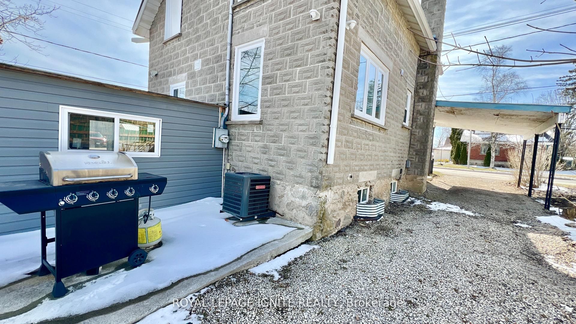 514 Frank Street Property Photo 34