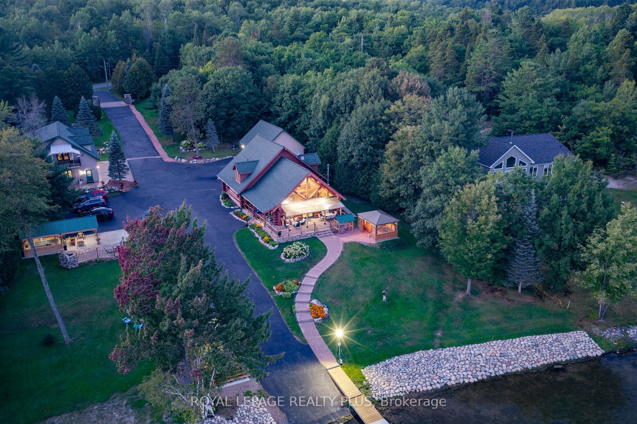 45 Carla's Lane Property Photo 3