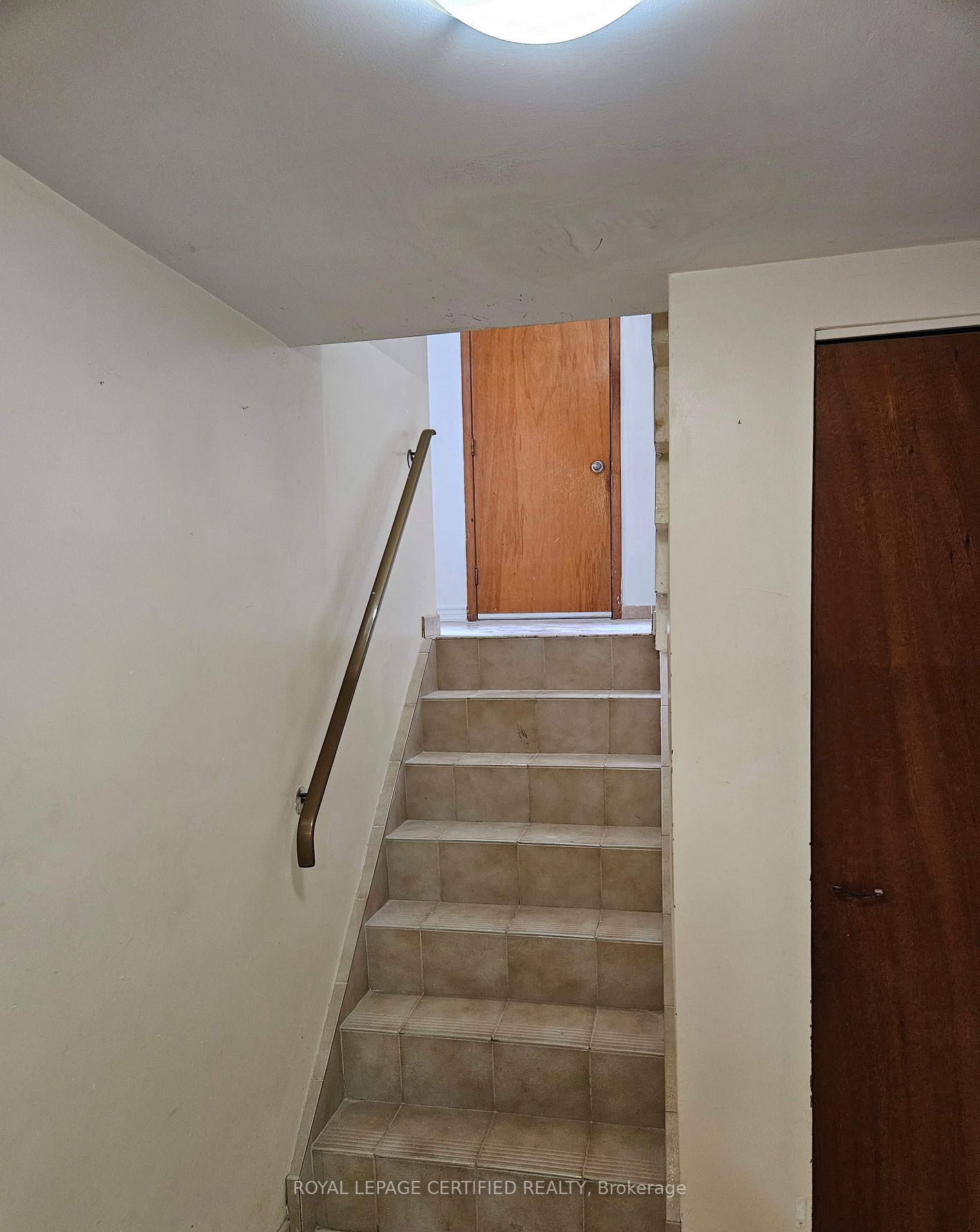115 Deerhurst Road Bsmt Property Photo 4