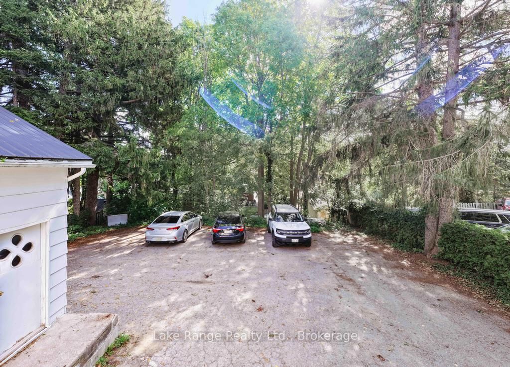769 Princes Street Property Photo 8