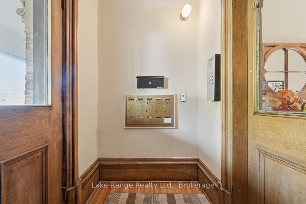 769 Princes Street Property Photo 10