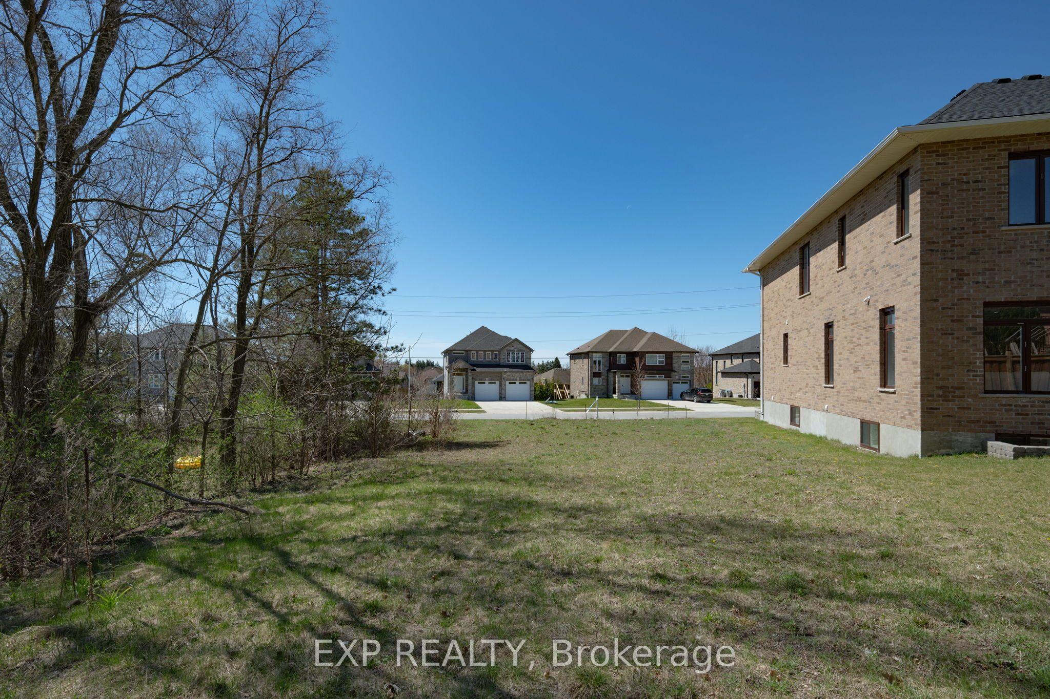 187 Queen Street Property Photo 7