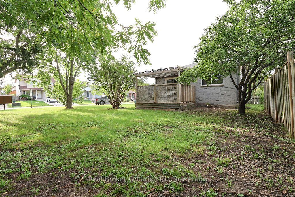 342 Fleming Drive Property Photo 4