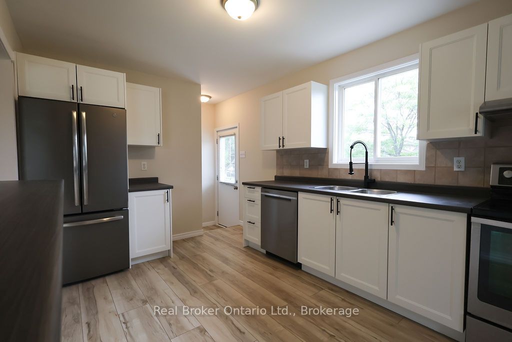 342 Fleming Drive Property Photo 7