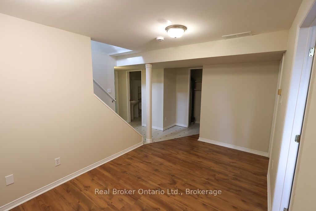 342 Fleming Drive Property Photo 33