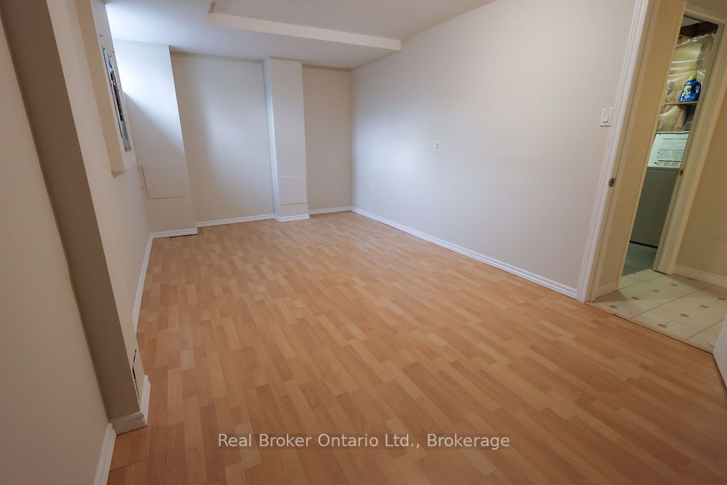 342 Fleming Drive Property Photo 37