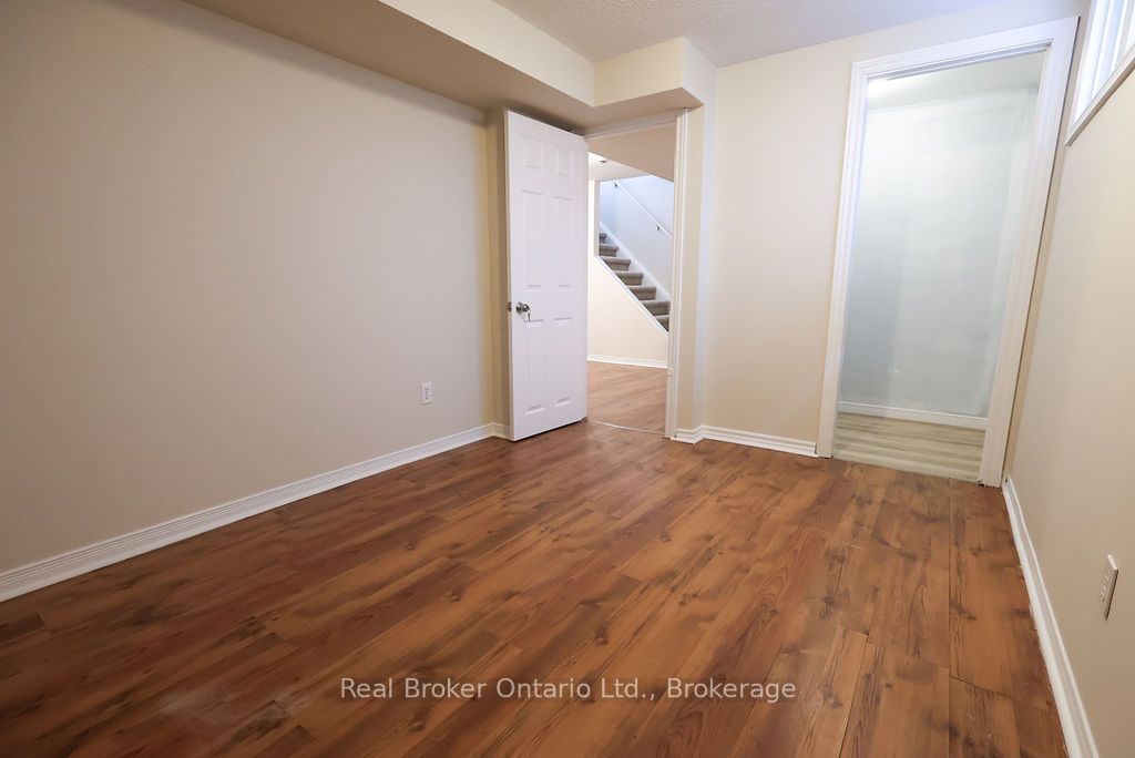 342 Fleming Drive Property Photo 41
