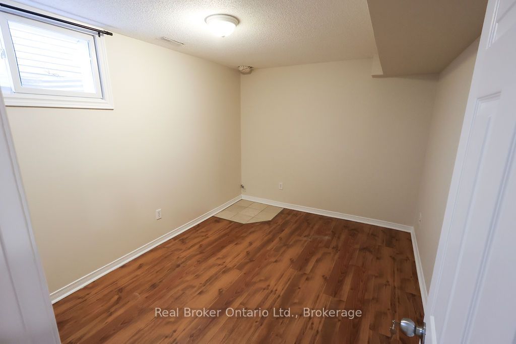 342 Fleming Drive Property Photo 42