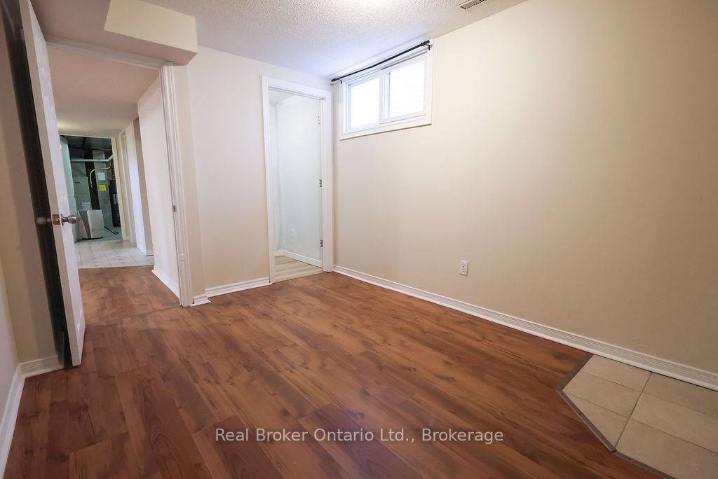 342 Fleming Drive Property Photo 43