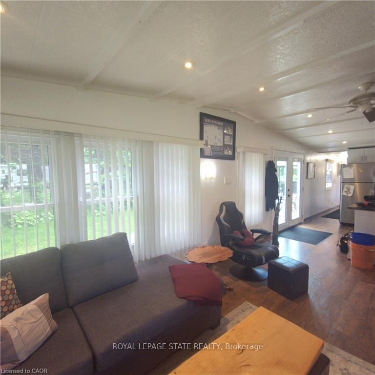580 Beavercreek Road 158 Property Photo 11