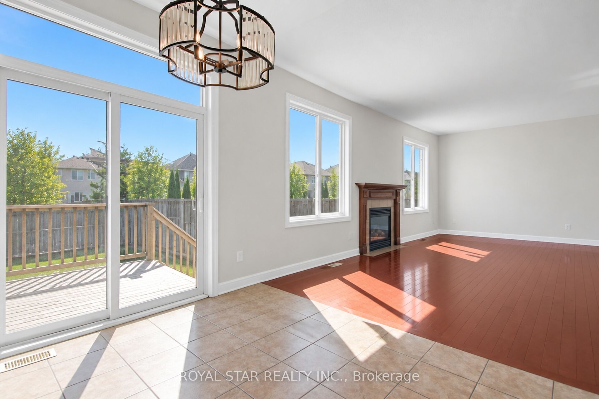 512 Stonechurch Way Property Photo 19