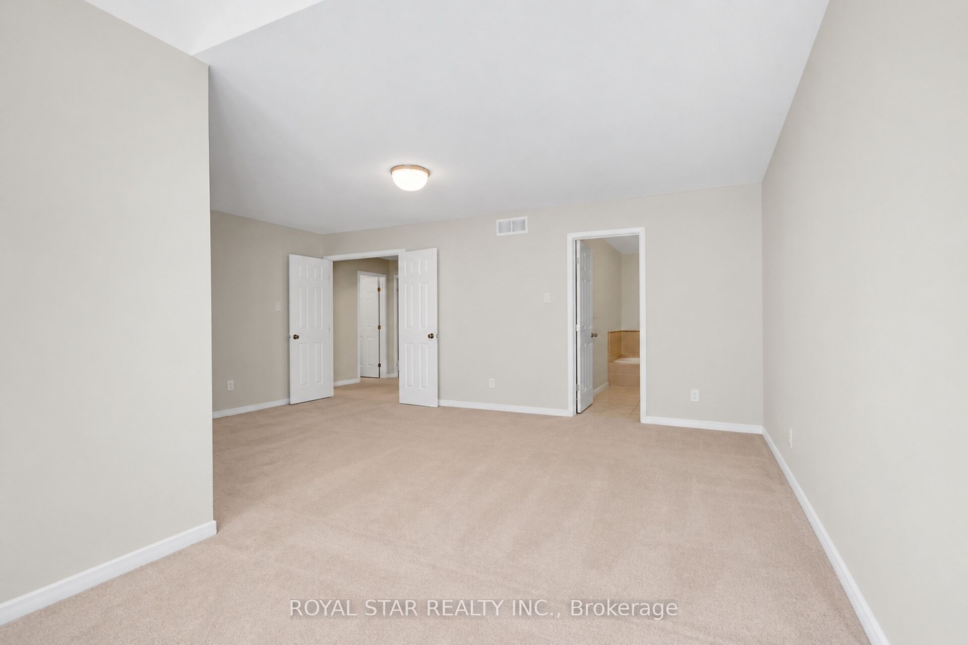 512 Stonechurch Way Property Photo 26