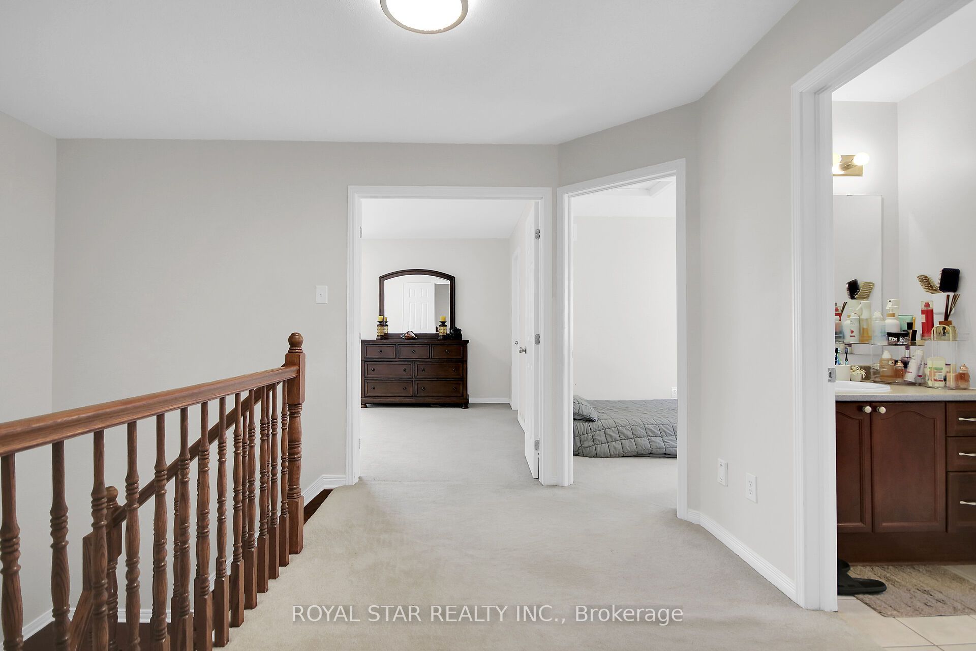 512 Stonechurch Way Property Photo 35