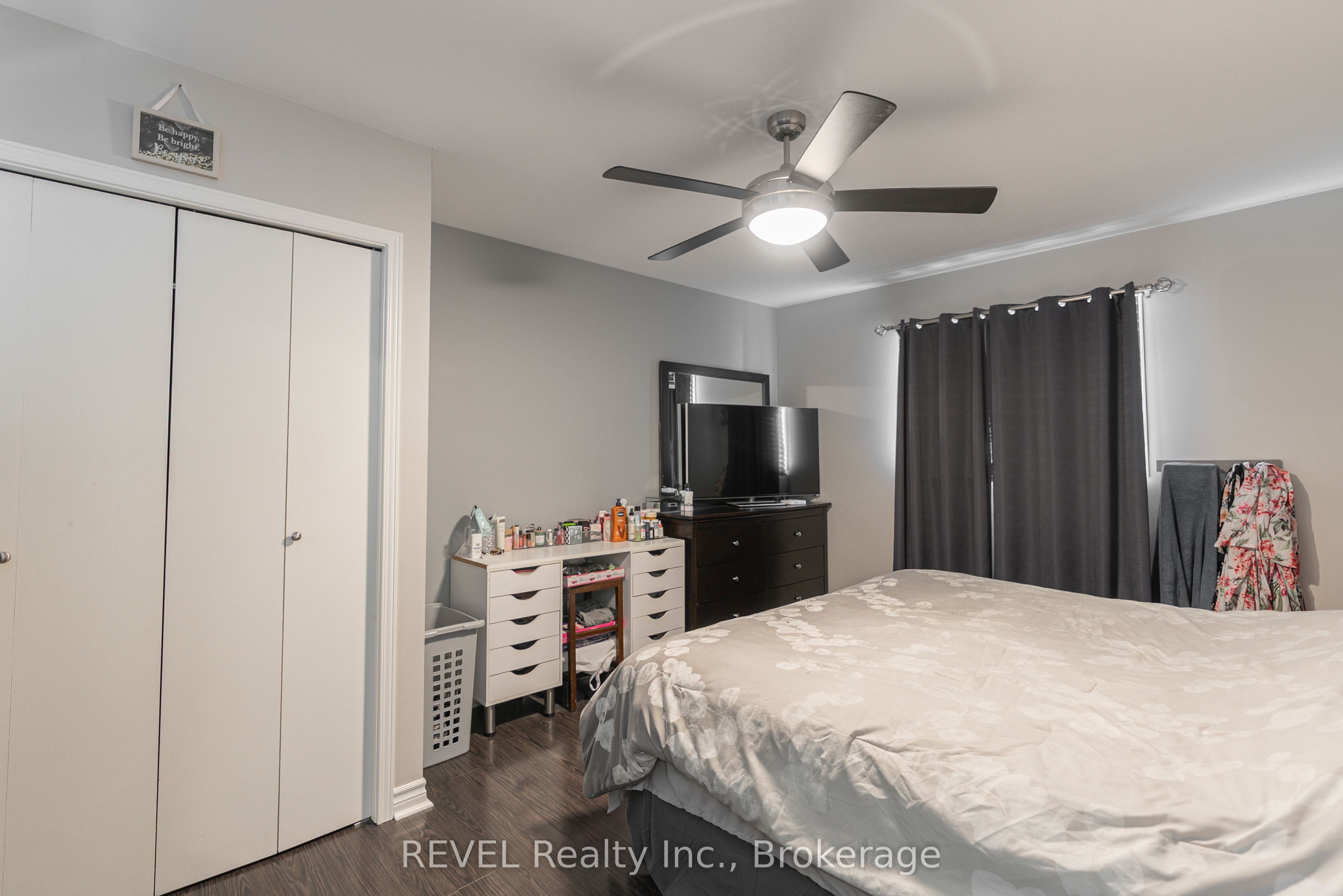 650 Deere Street Property Photo 19
