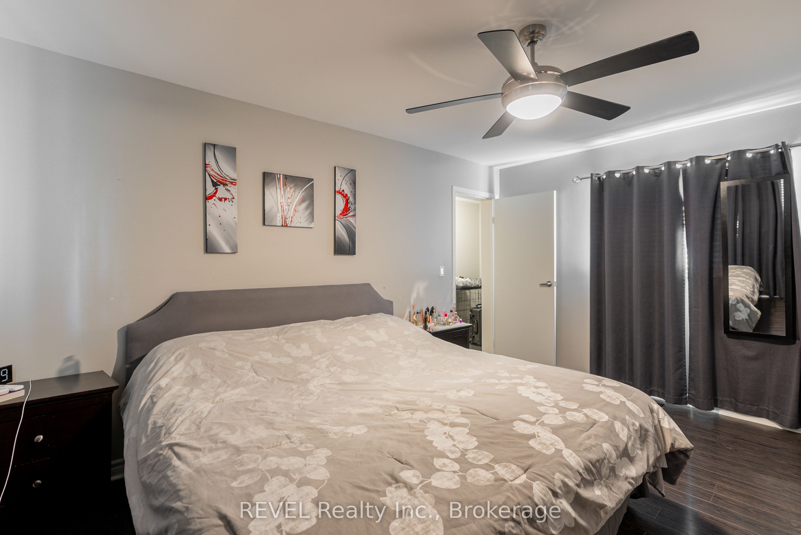 650 Deere Street Property Photo 20